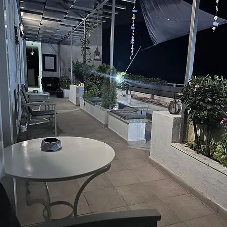 The Kitehouse * إليوناس
