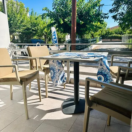 The Kitehouse * Ελαιώνας