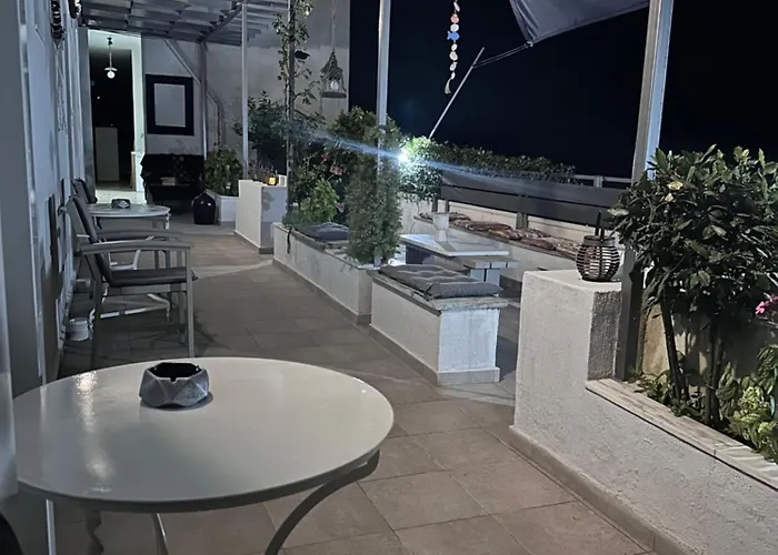 The Kitehouse * Ελαιώνας